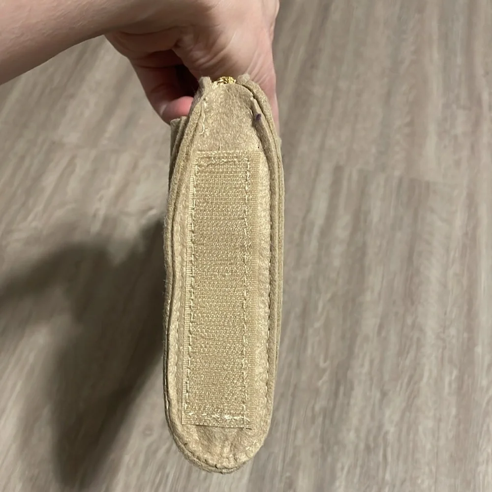 Source Unknown outer pockets